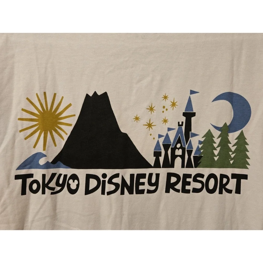 NWT Tokyo Disney Resort Shirt Size‎ Small White Read Description